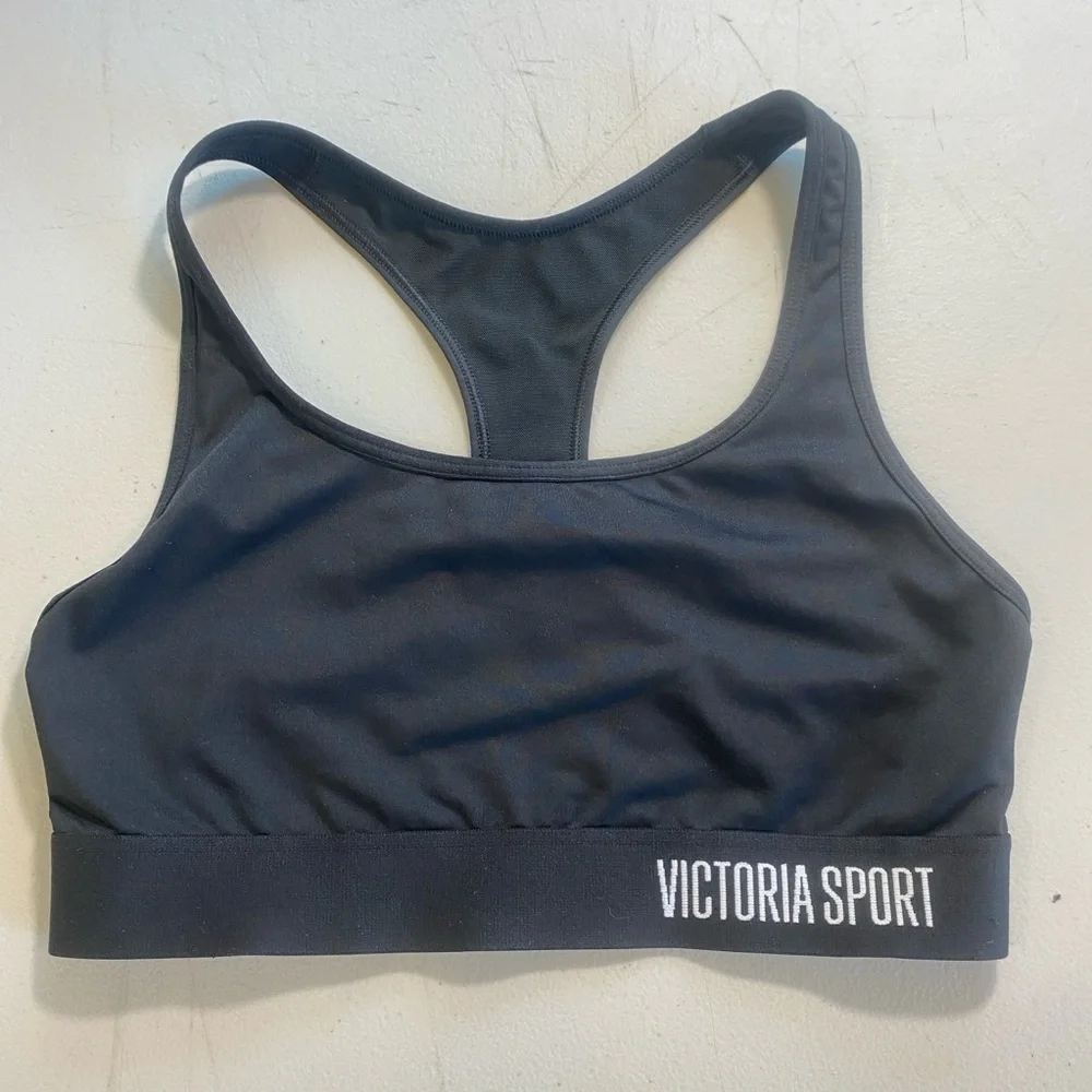 Victoria Sport Black Racerback Sports Bra Size‎ Small